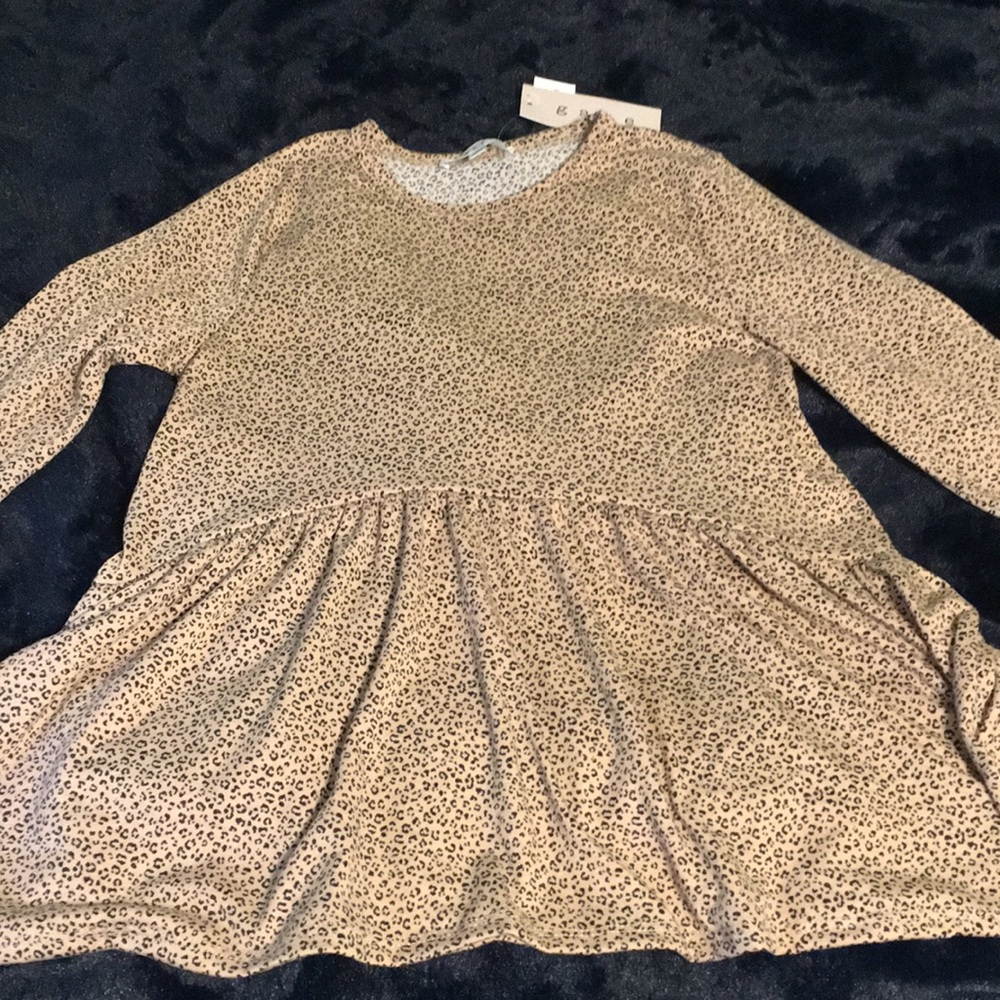 gaze Cheetah Top